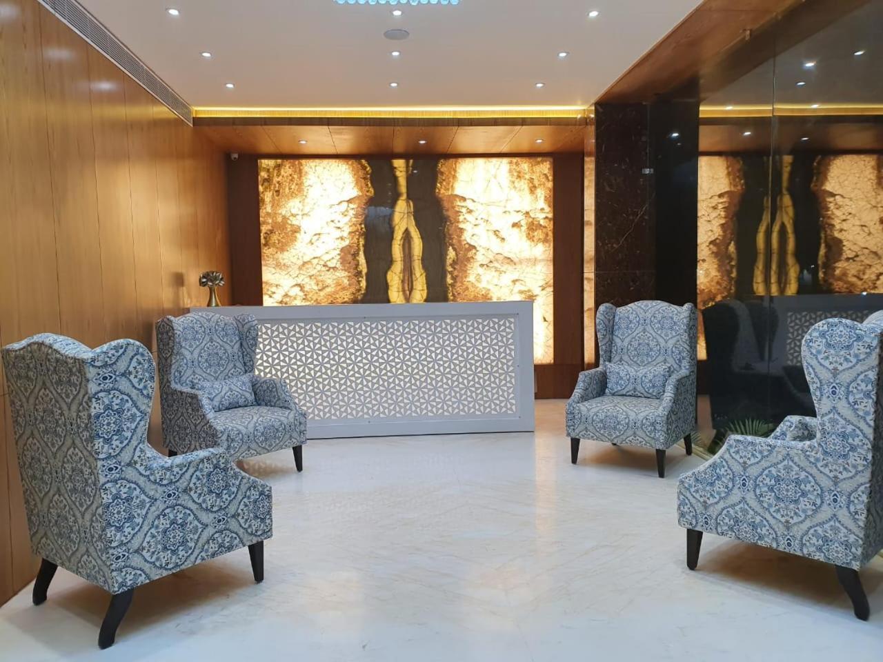 The Moziac Hotel Gwalior Buitenkant foto
