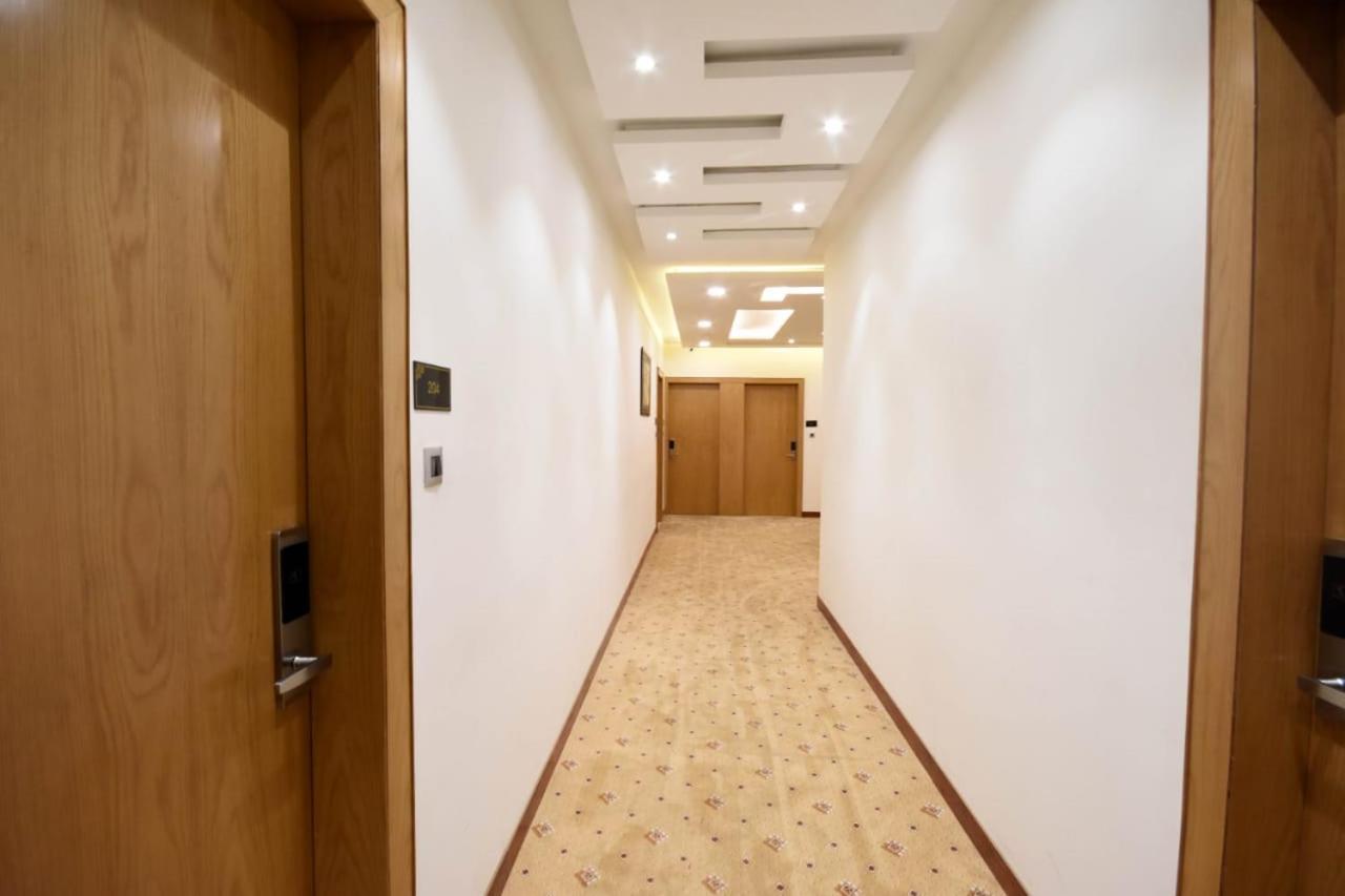 The Moziac Hotel Gwalior Buitenkant foto
